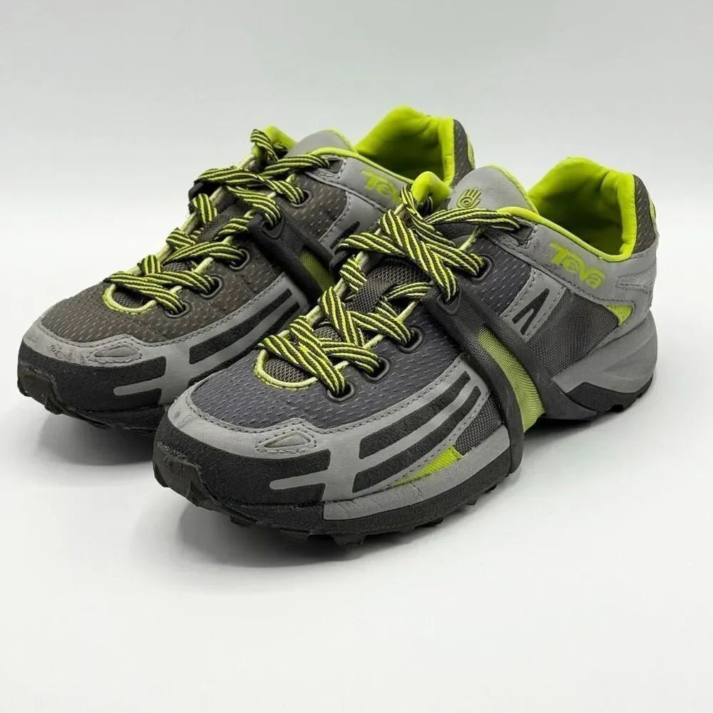 Teva X-1 Control Training Hiking Sneakers in Gray and Green - Big Kids US 6 / S
